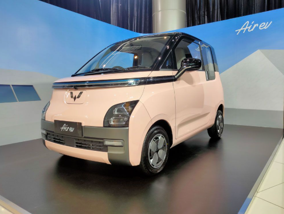 Wuling Jadi Andalan Mobil Modern dengan Fitur Lengkap